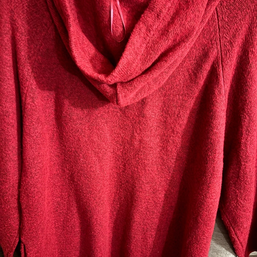 Chic Red Women's Hoodie Sweater - Picture 3 of 3